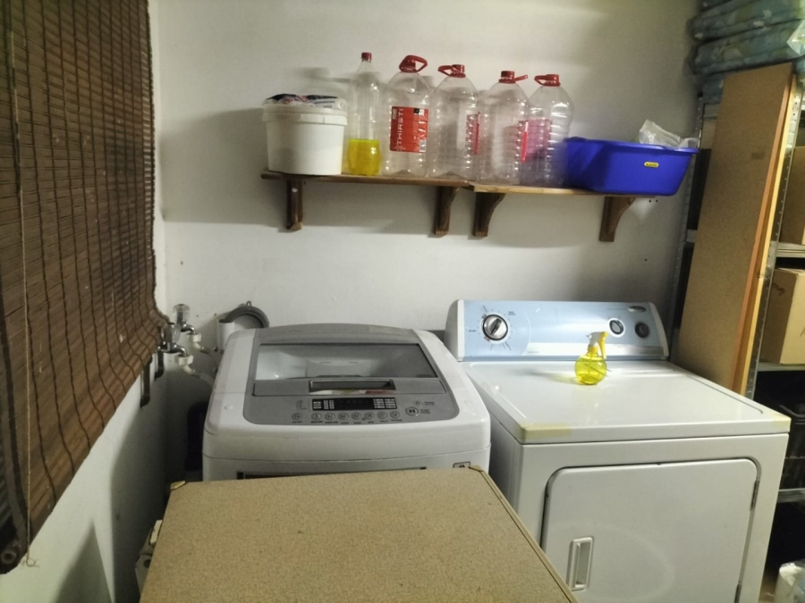 2 Bedroom Property for Sale in Heuwelsig Free State